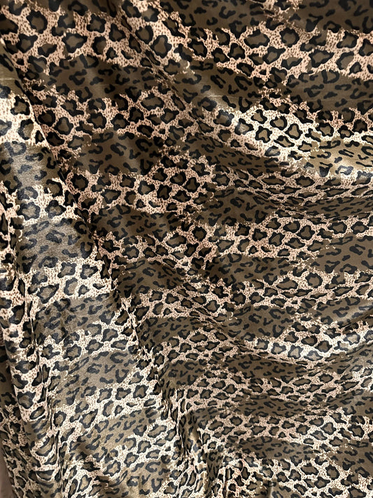 BEIGE BROWN Cheetah Print Short Faux Fake Fur Fabric (60 in.) Sold By The Yard